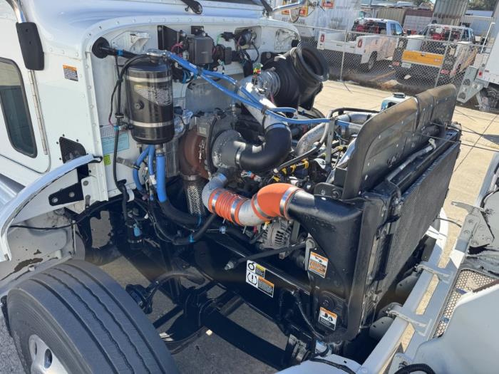 2020 Peterbilt 337-25