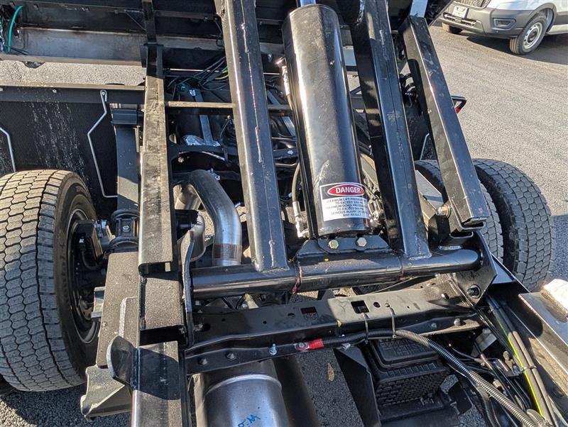 2026 Ford F-450 Super Cab DRW 4x4 Cab Chassis for sale #1975467 - photo 16