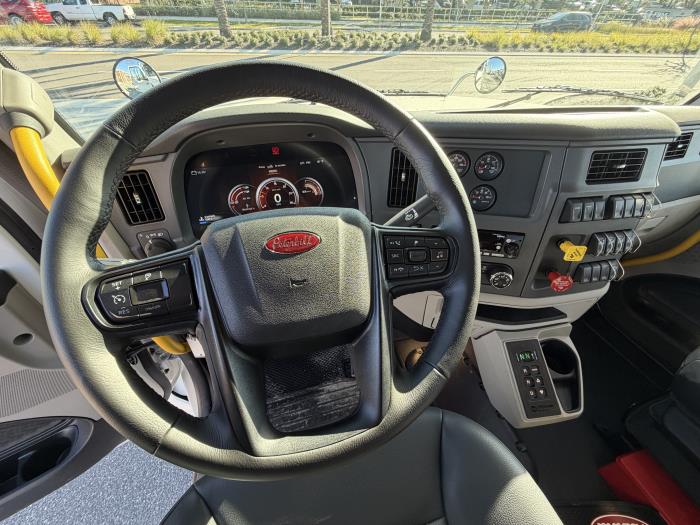 2026 Peterbilt 567-9