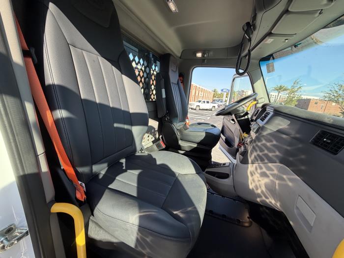 2026 Peterbilt 567-14