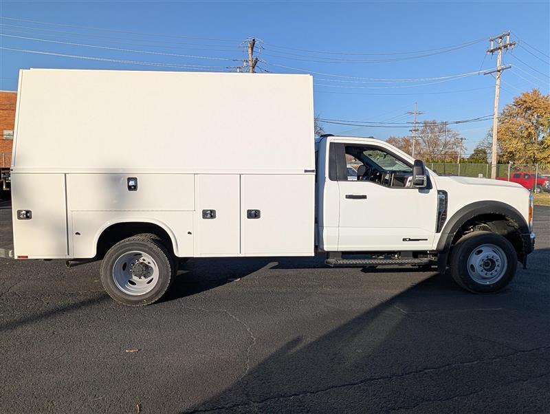 2025 Ford F-550 Regular Cab DRW 4x4 Cab Chassis for sale #1974474 - photo 1