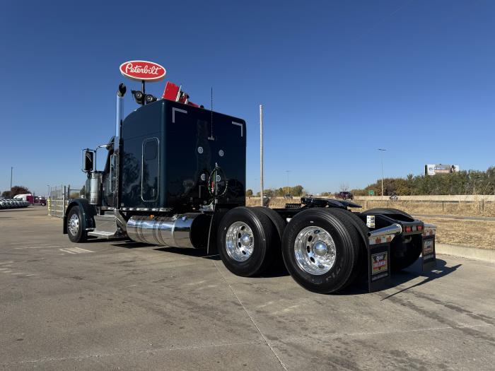 2026 Peterbilt 589-3