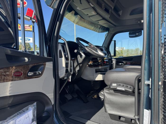 2026 Peterbilt 589-14