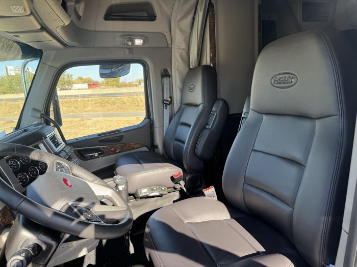 2026 Peterbilt 589-15