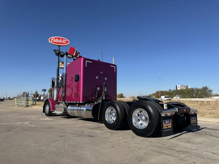 2026 Peterbilt 589-3