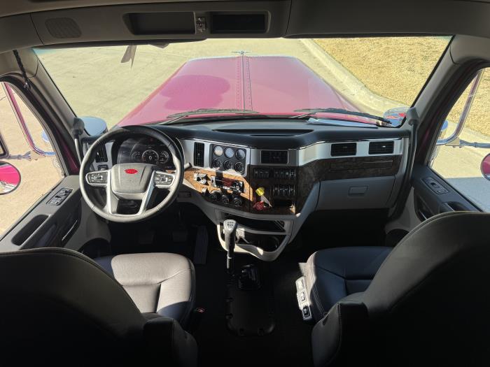 2026 Peterbilt 589-22