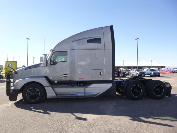 2024 Kenworth T680-2