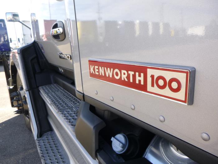 2024 Kenworth T680-3