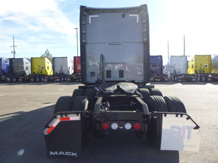 2024 Kenworth T680-5