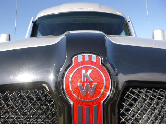 2024 Kenworth T680-11