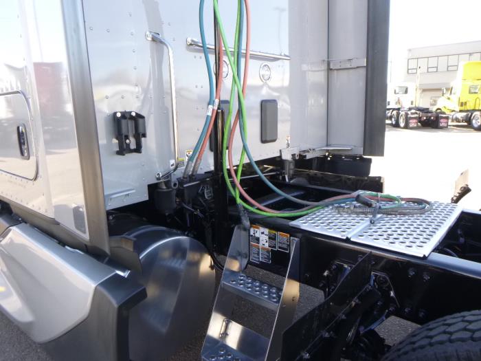 2024 Kenworth T680-28