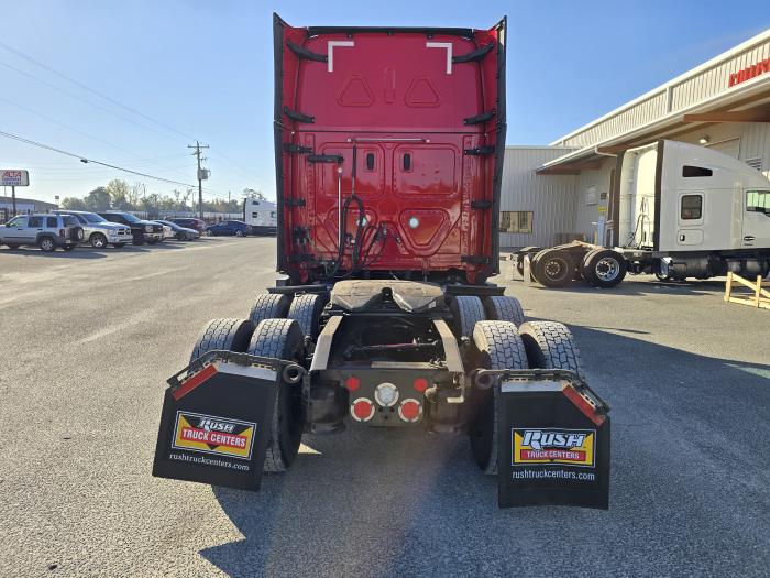 2022 Freightliner Cascadia-4