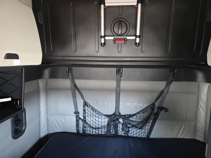 2022 Freightliner Cascadia-18