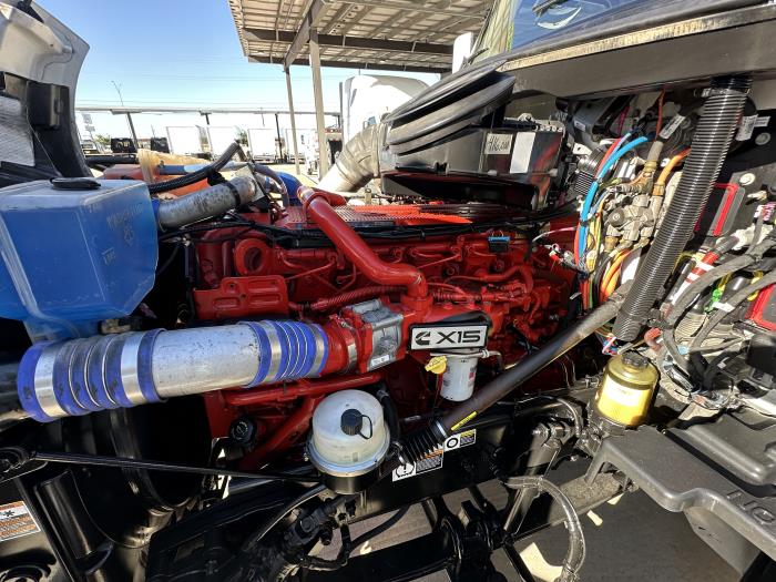 2022 Peterbilt 579-4