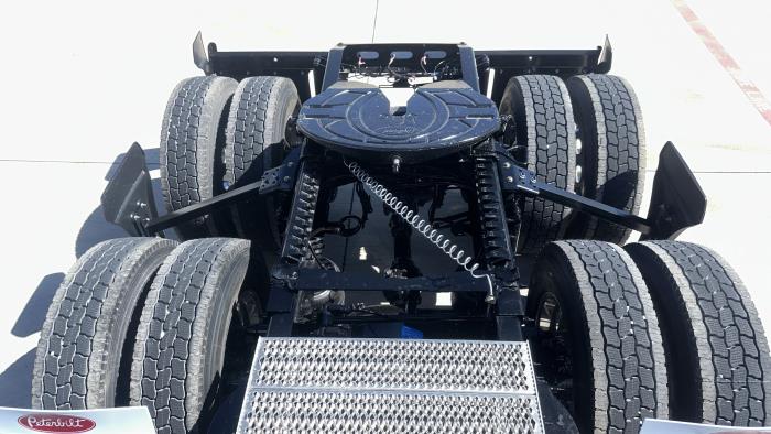 2026 Peterbilt 579-13