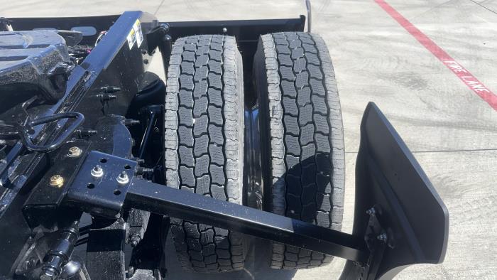 2026 Peterbilt 579-15