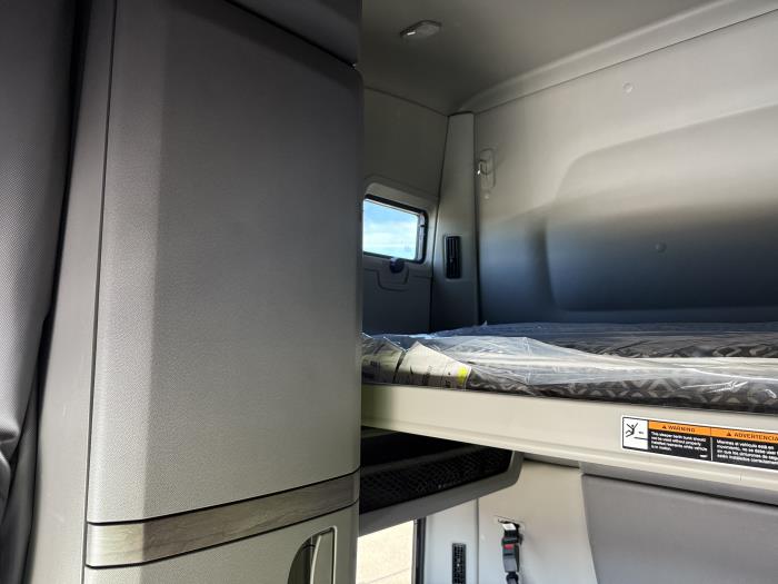 2026 International LT625-18