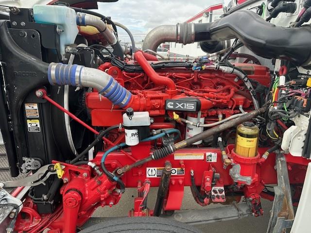 2023 Peterbilt 389-5