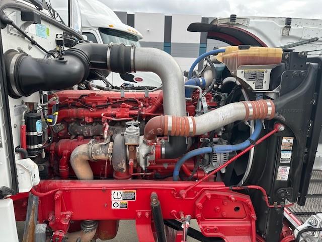 2023 Peterbilt 389-6