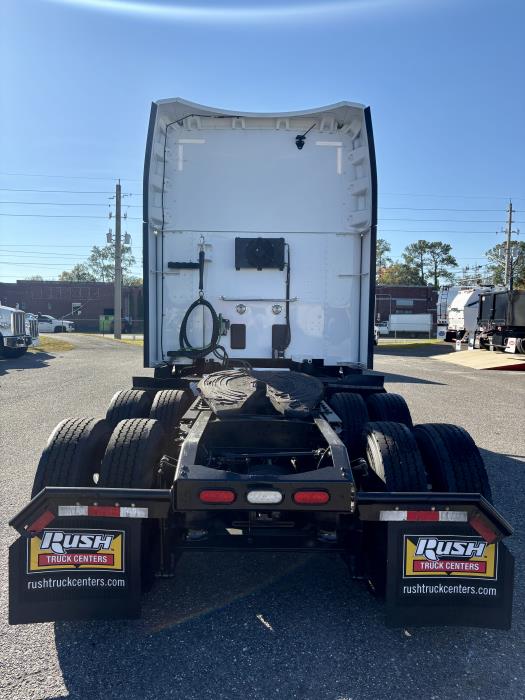 2022 Peterbilt 579-4