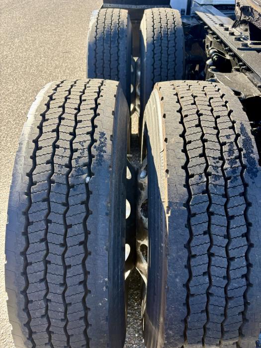 2022 Peterbilt 579-24