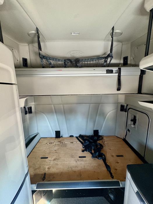 2022 Peterbilt 579-13