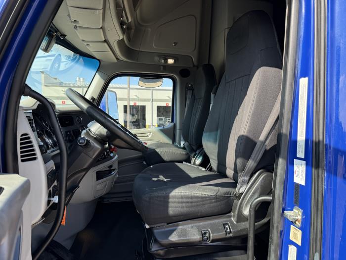 2022 Peterbilt 579-15