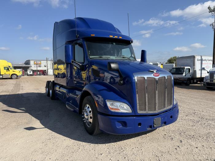 2022 Peterbilt 579-22