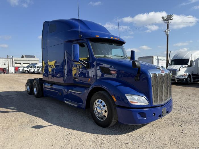 2022 Peterbilt 579-23