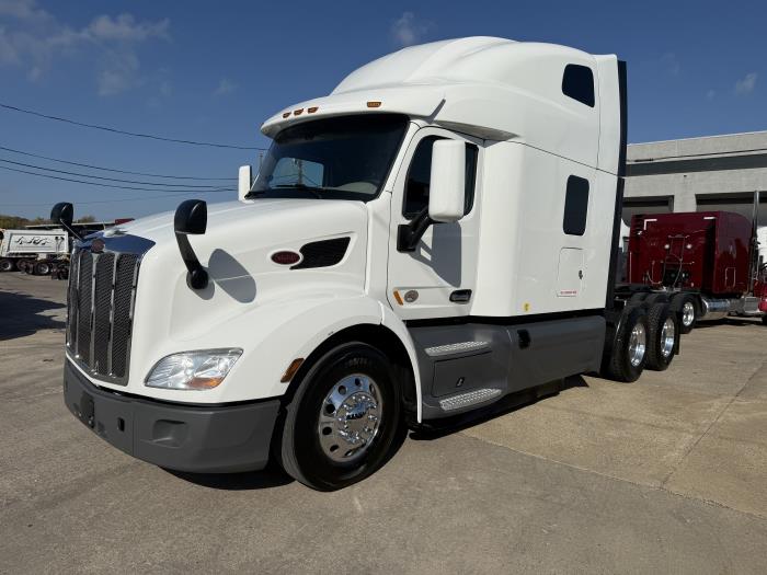 2021 Peterbilt 579-1