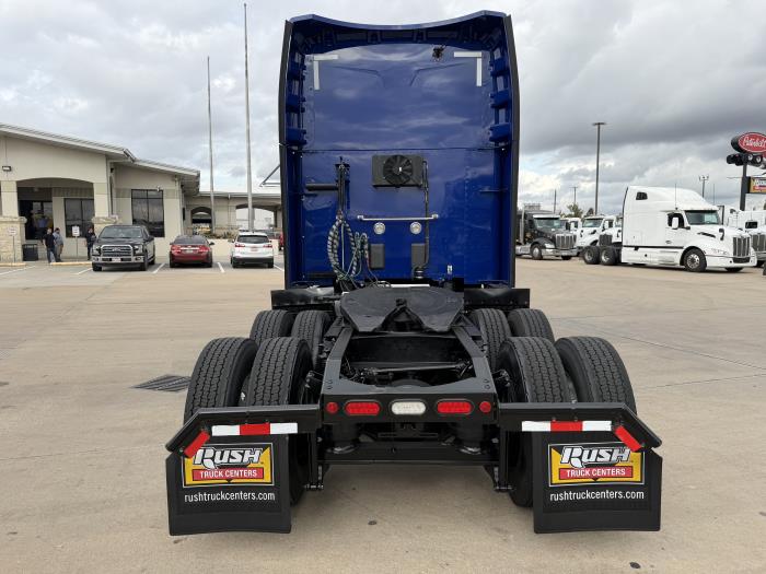 2022 Peterbilt 579-4