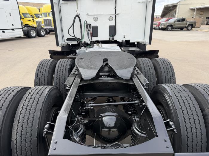 2022 Peterbilt 579-14