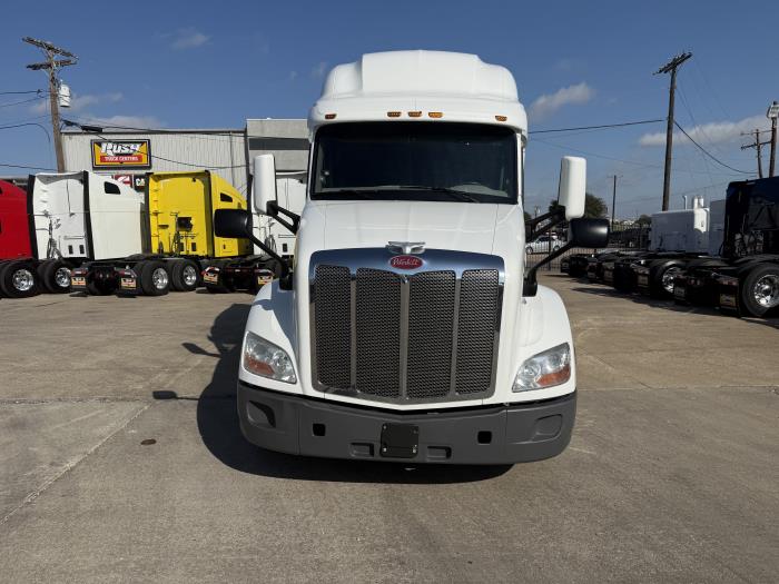 2021 Peterbilt 579-21