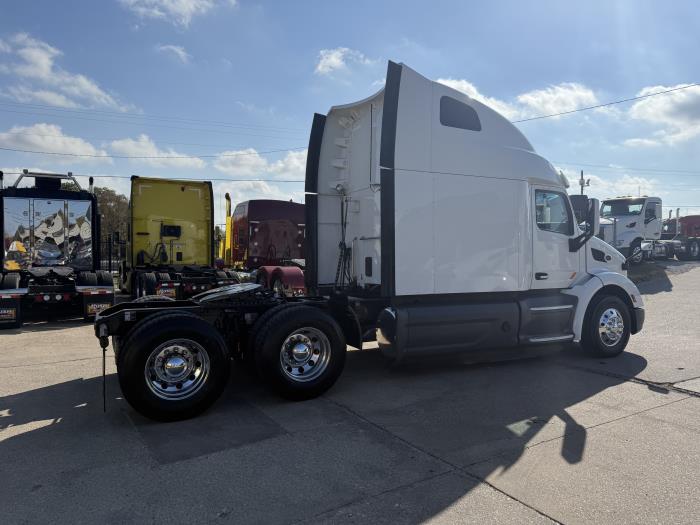 2021 Peterbilt 579-31