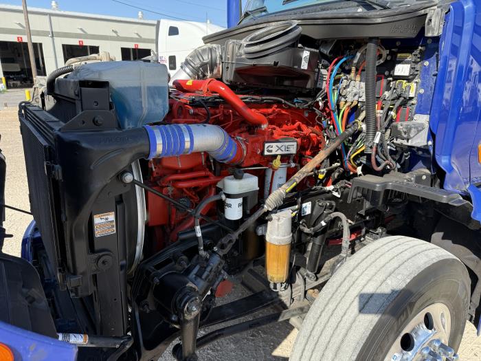 2022 Peterbilt 579-44