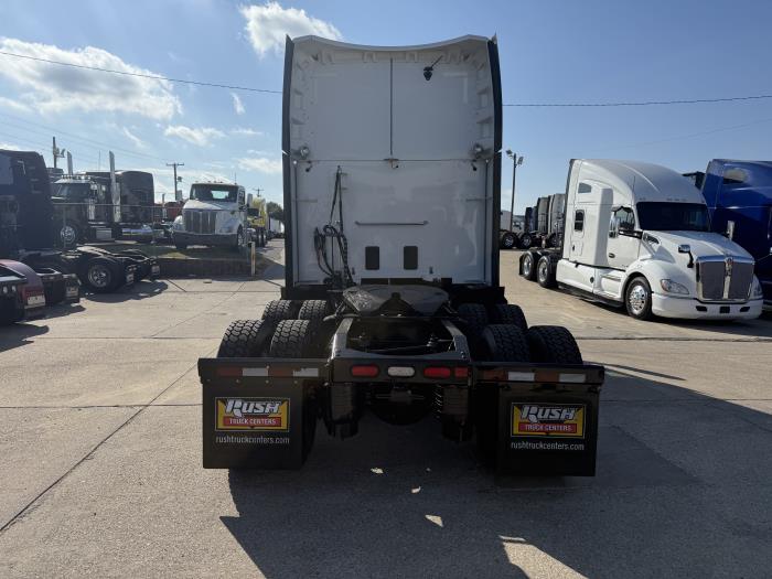 2021 Peterbilt 579-35