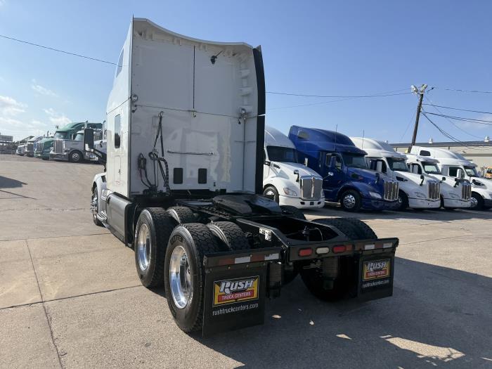 2021 Peterbilt 579-36