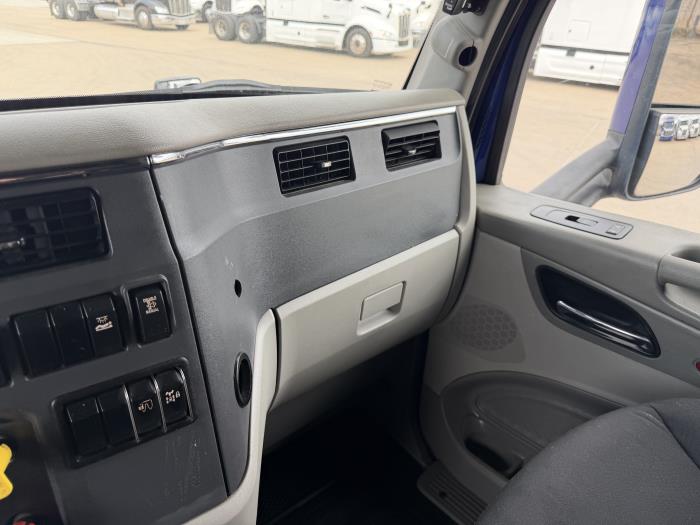 2022 Peterbilt 579-36