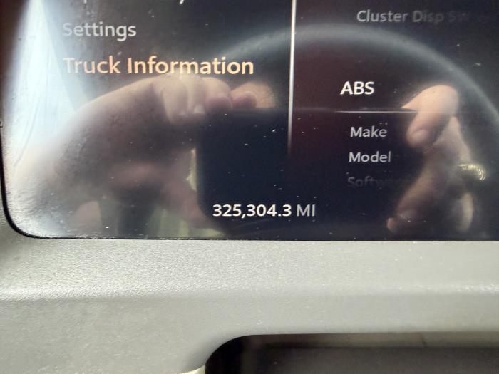 2022 Peterbilt 579-40