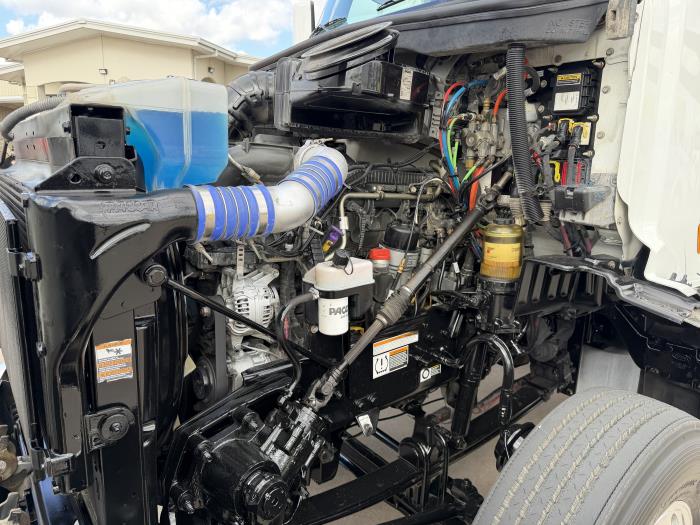 2019 Peterbilt 579-15