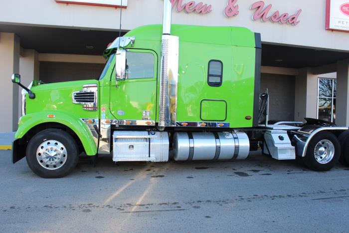 2021 Freightliner CORONADO-3