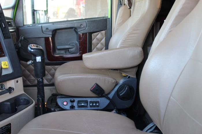 2021 Freightliner CORONADO-10