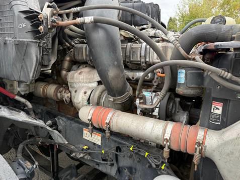 2020 Freightliner Cascadia-7