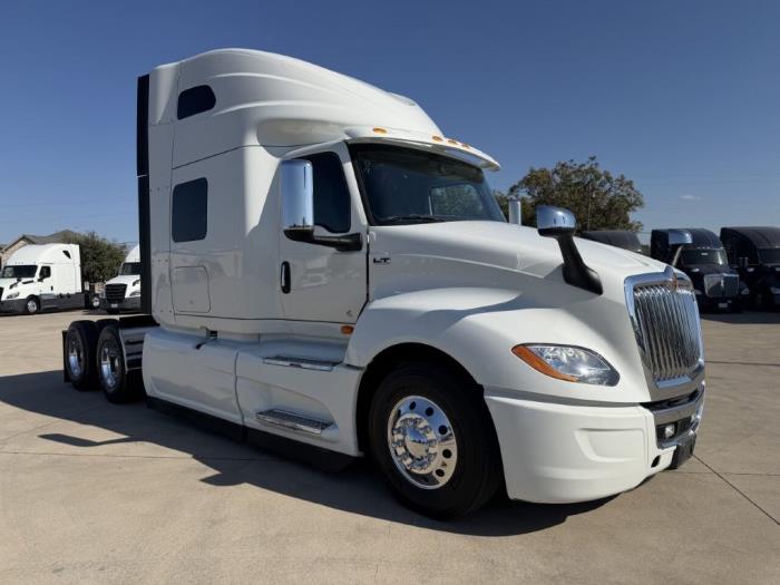 2023 International LT625-2