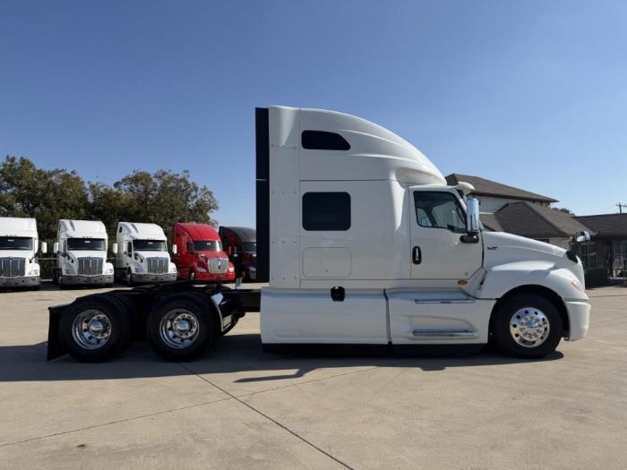 2023 International LT625-3