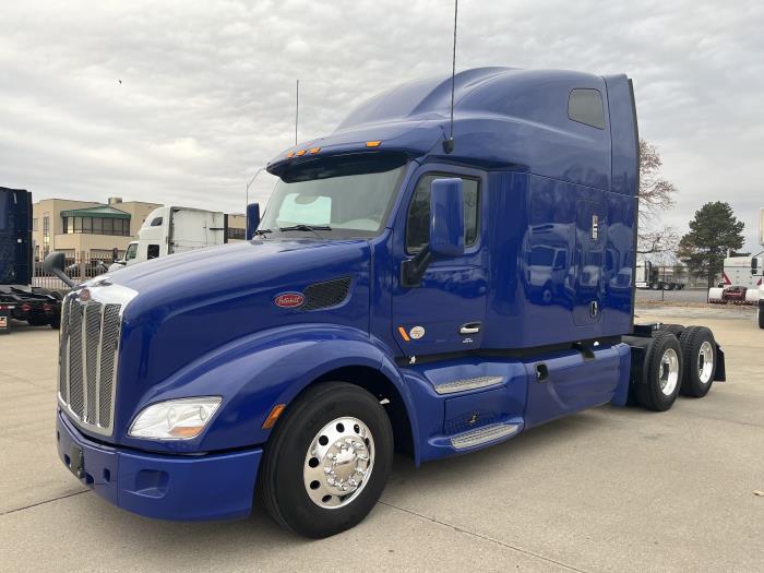2022 Peterbilt 579-1
