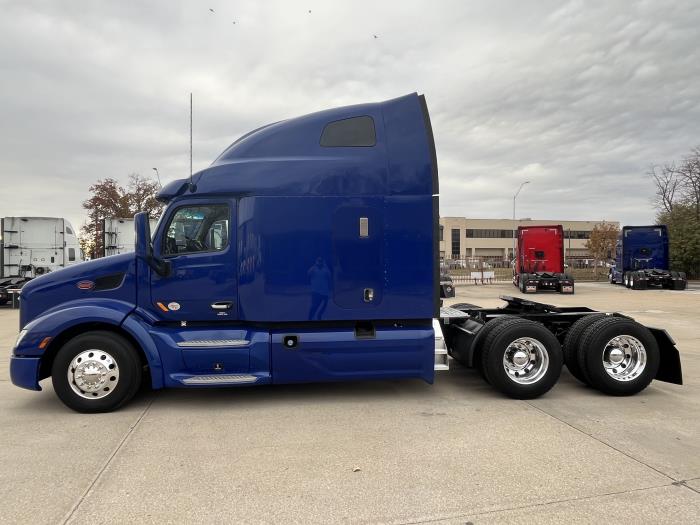 2022 Peterbilt 579-2