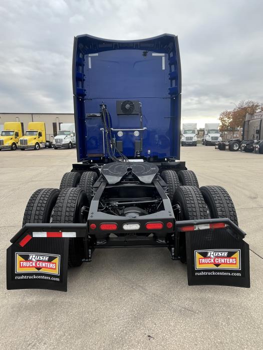 2022 Peterbilt 579-6