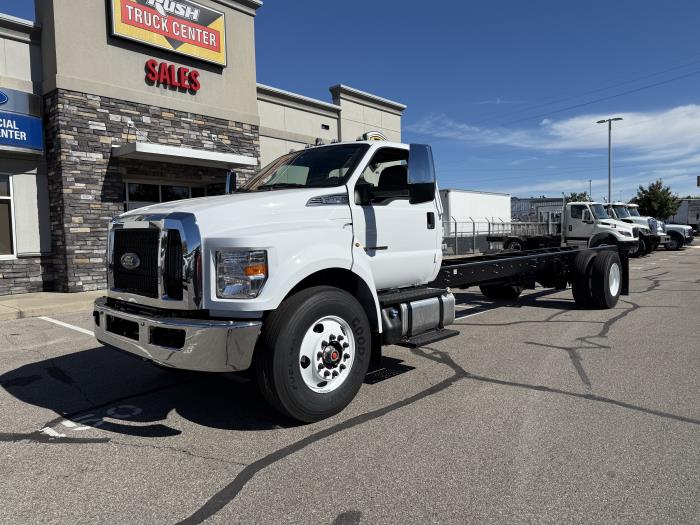 2026 Ford F-750-1