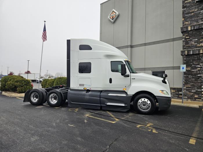 2022 International LT625-7